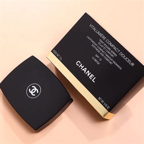 chanel lightweight compact makeup radiance review|chanel foundation discontinued.